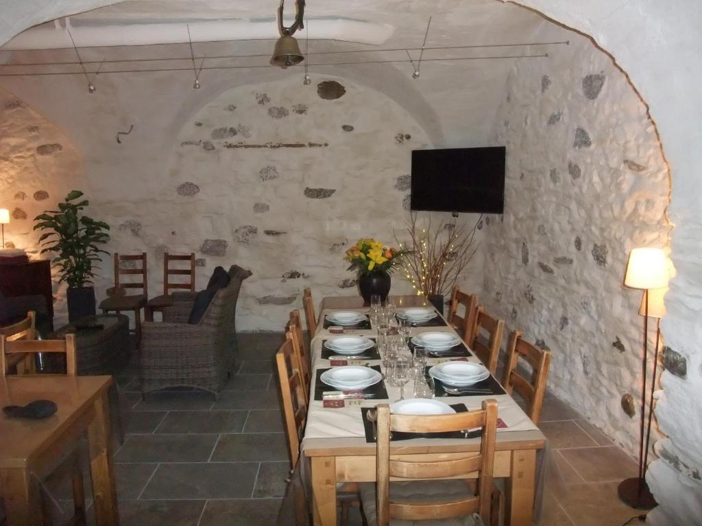 Le Domaine Du Grand Cellier Chambres D'Hotes En Savoie Tournon-sur-Rhône Exterior foto